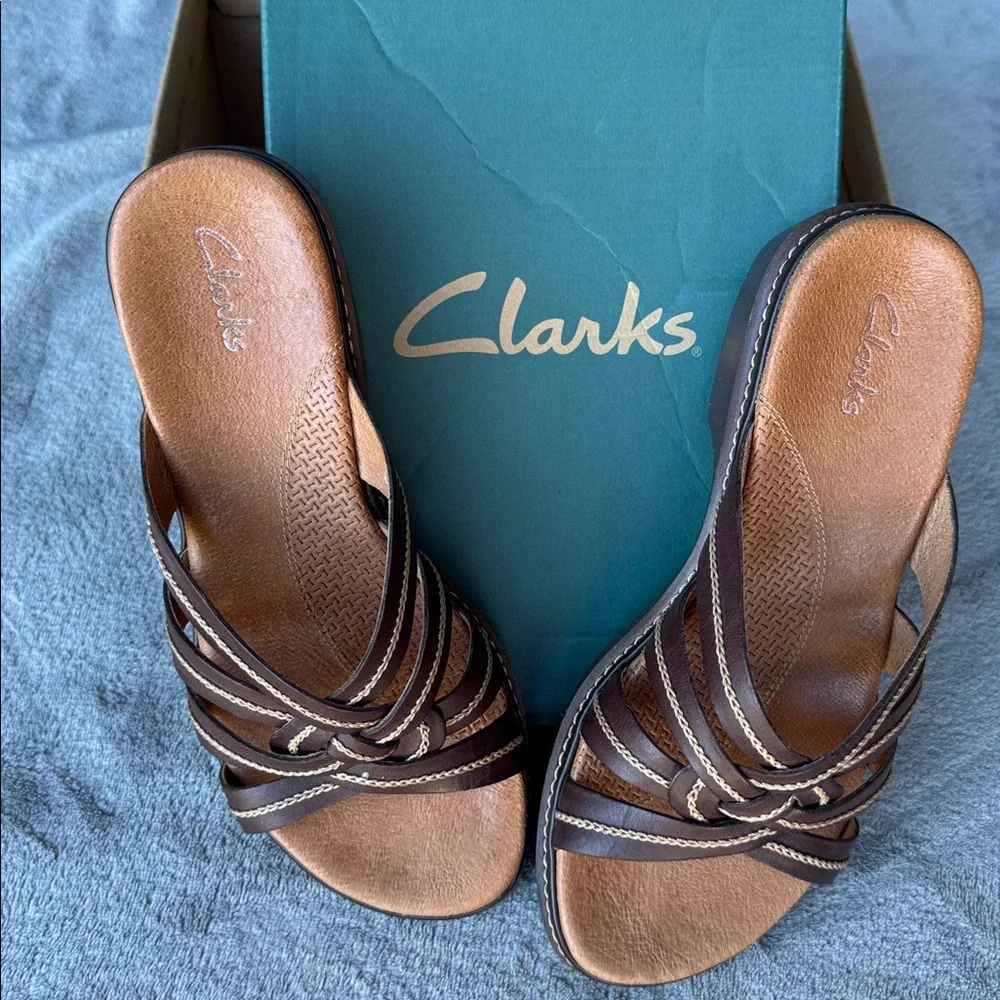 Women’s Clark sandals - Picture 3 of 11